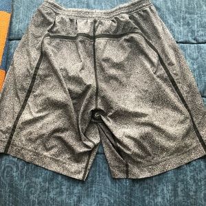Lululemon Pace Breaker 9” Shorts Sz. M